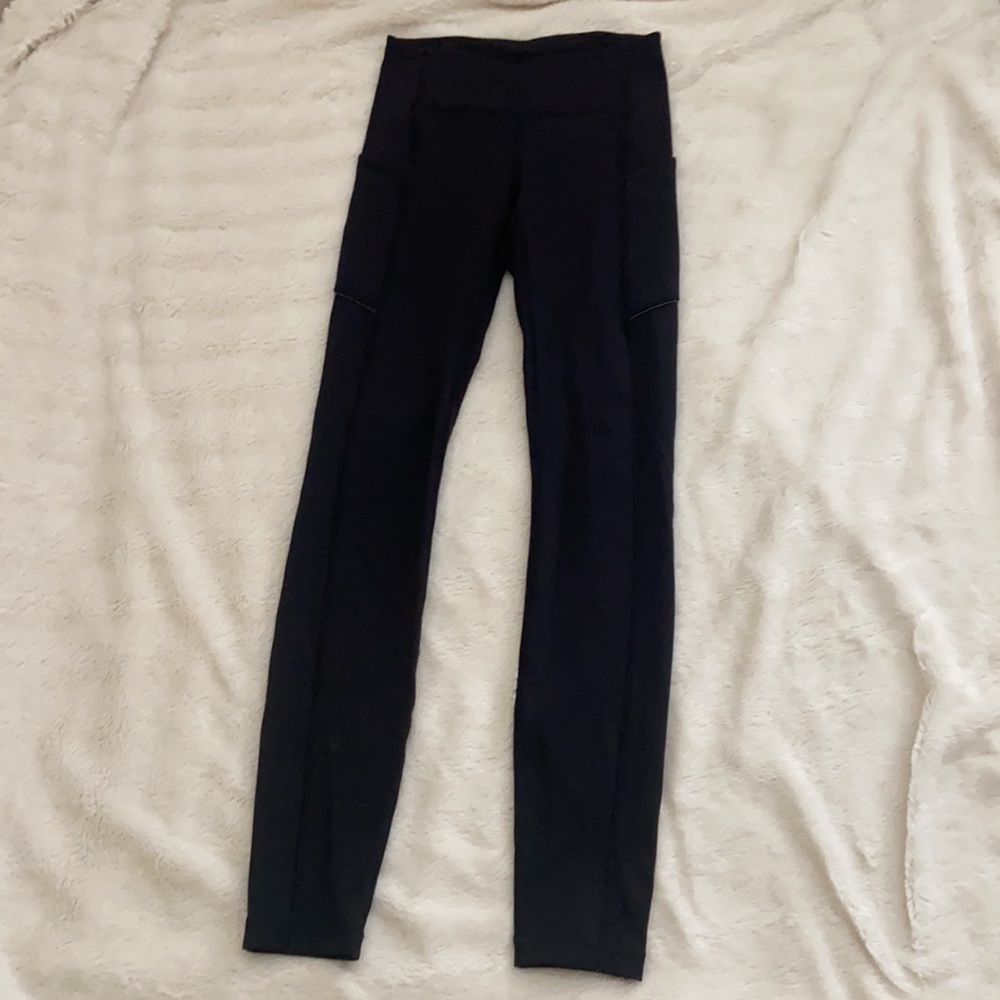 Lululemon leggings - Picture 3 of 9